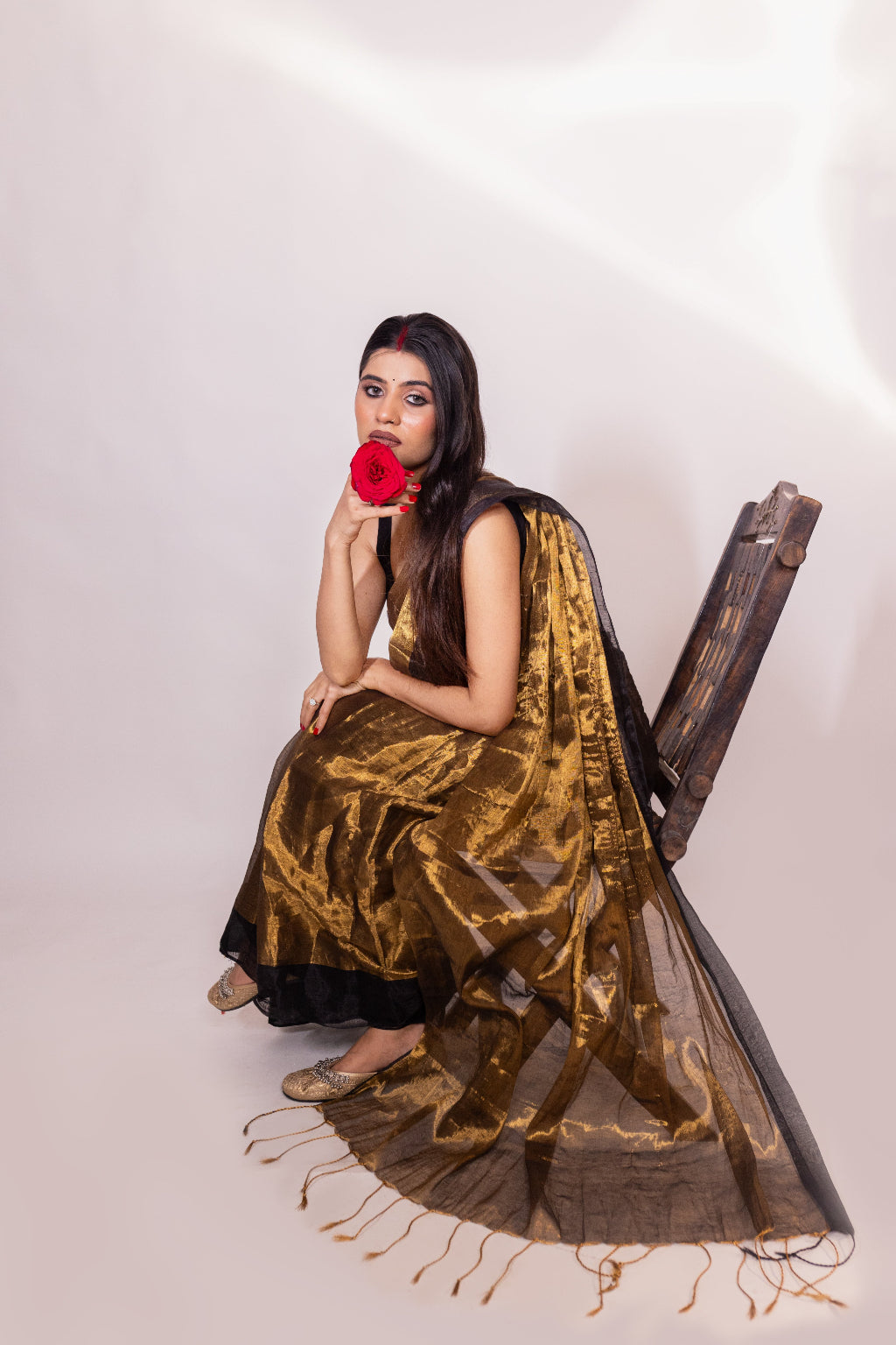 Sunehri – Golden Tissue Saree with Black Contrast Edging