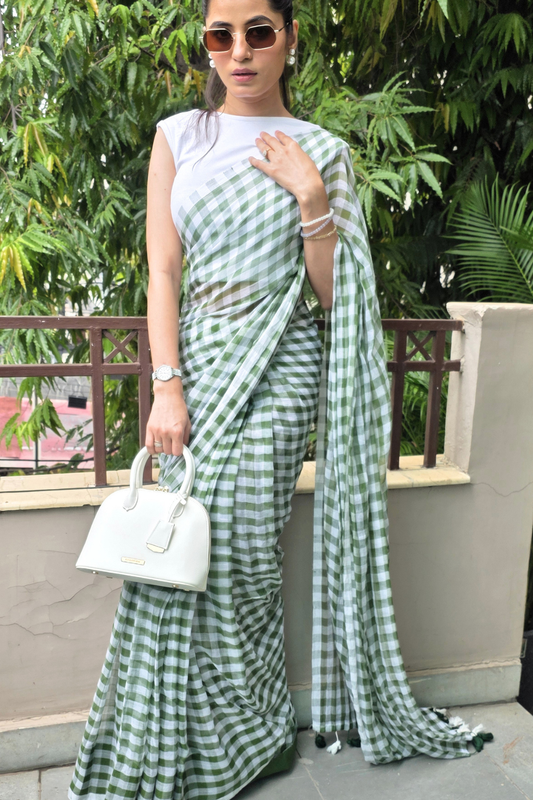 Hara Gamcha - Classic Gamcha Mul Cotton Saree