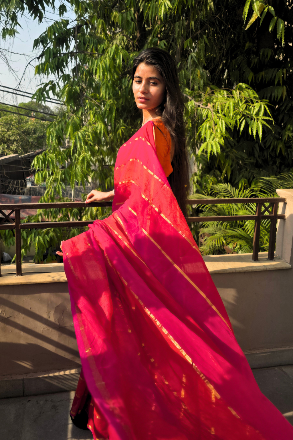 Rangeen Rashmi - Sunset Pink & Orange Mul Cotton Saree
