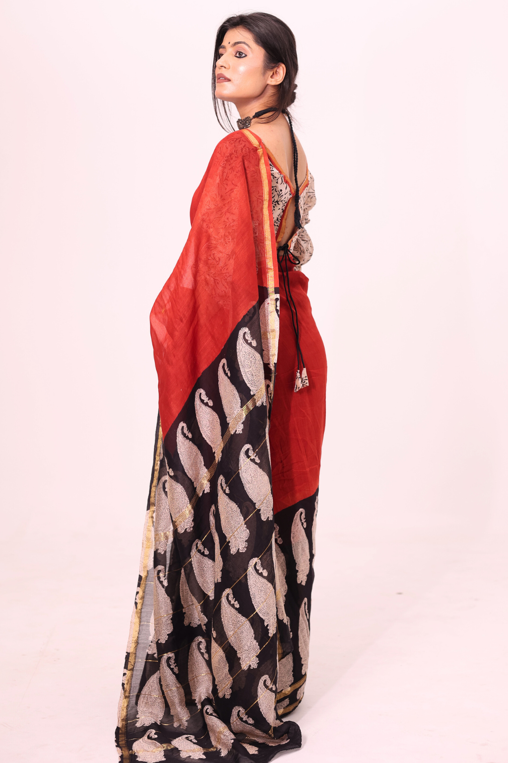Piku – Earthy Red Chanderi Saree with Paisley Block Prints