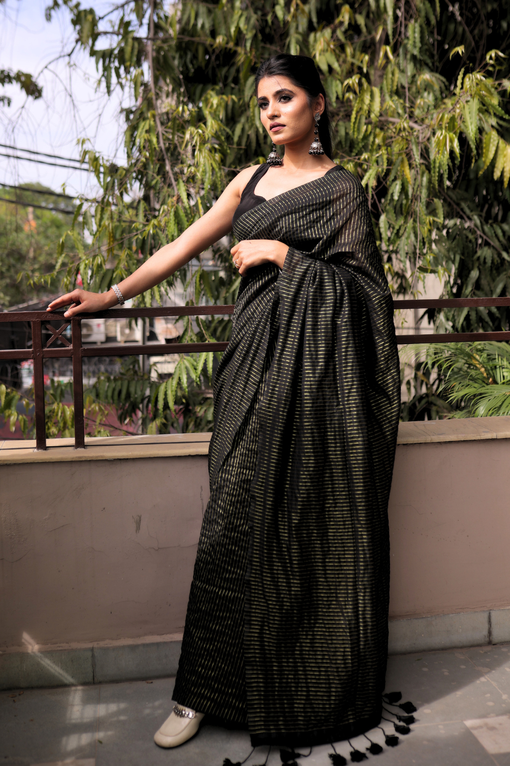 Kaala Sona - Midnight Cotton Saree with All-Over Gold Zari Work