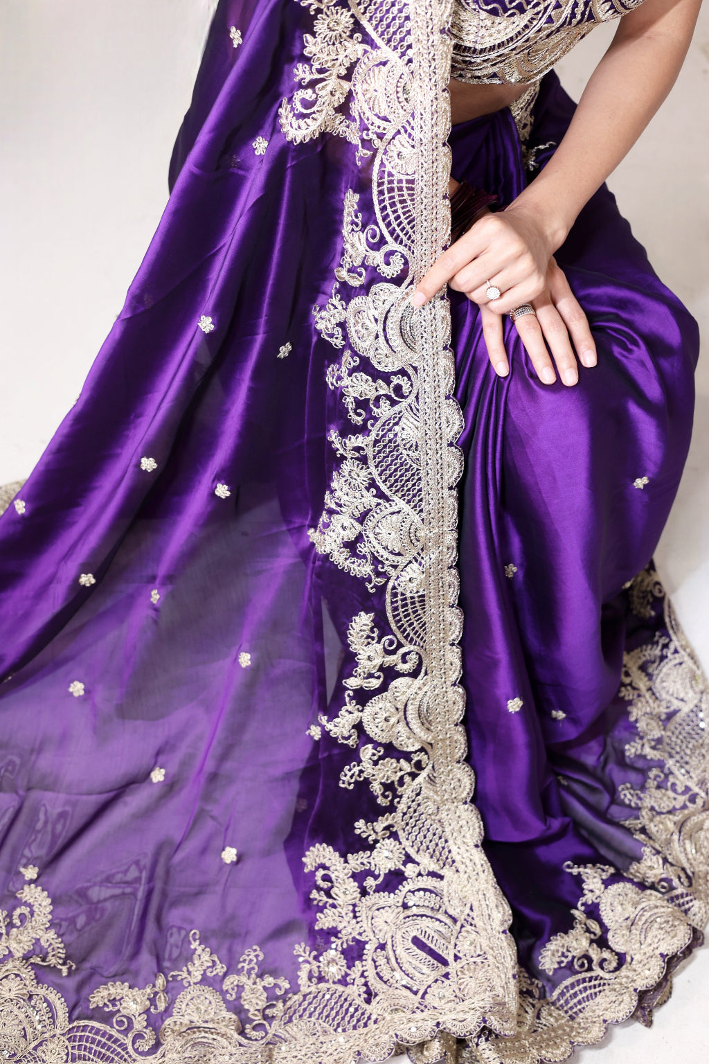 Madhuri – Heavy Soft Rangoli Silk Saree With Sequence Pallu Work